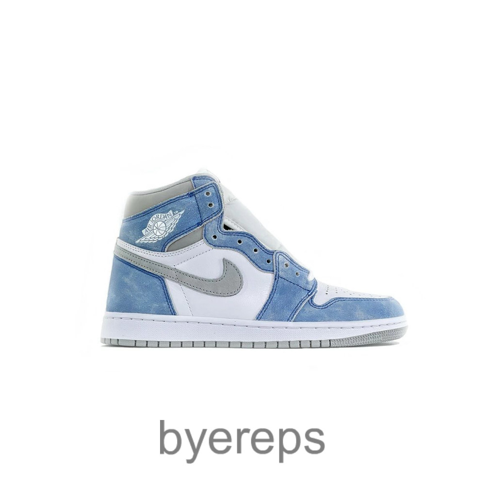 Air Jordan 1 High OG Hyper Royal