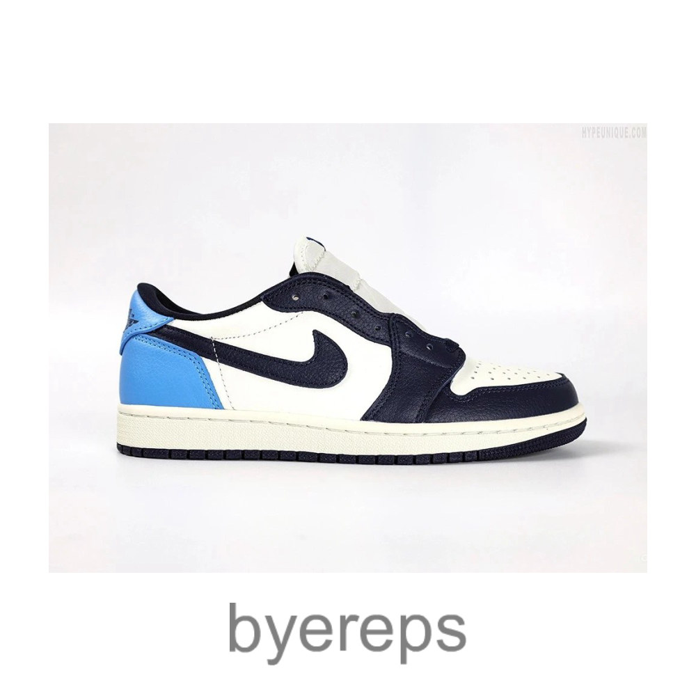 Air Jordan 1 Low OG Obsidian