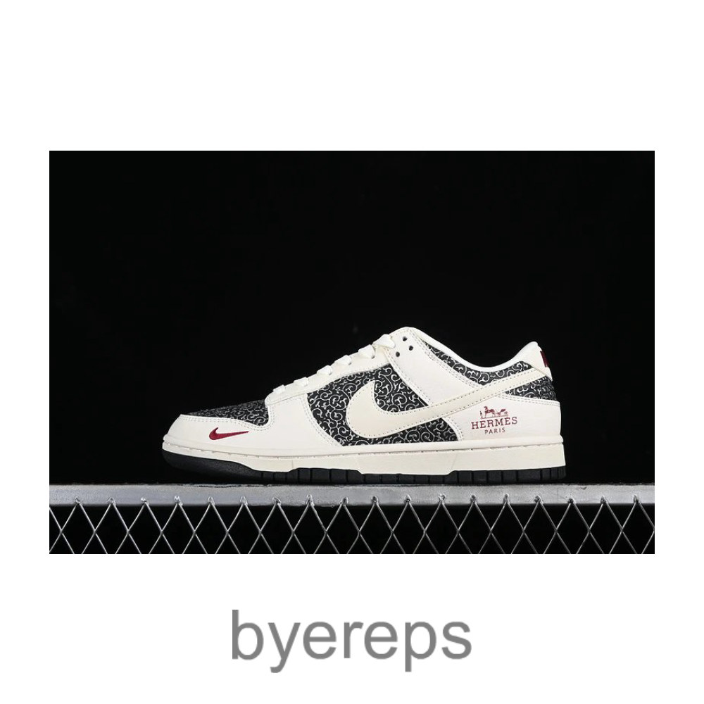 SB Dunk Low White/Black/Cream