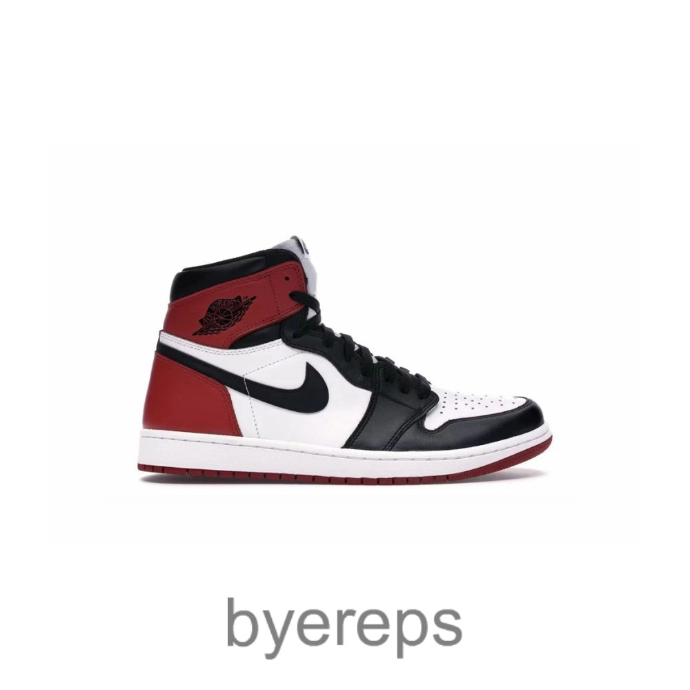 Air Jordan 1 Retro High OG ‘Black Toe’