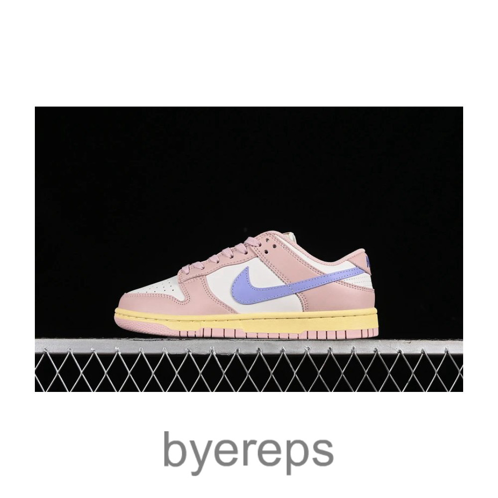 SB Dunk Low Pink Oxford/Phantom/Lemon Wash/Light Thistle