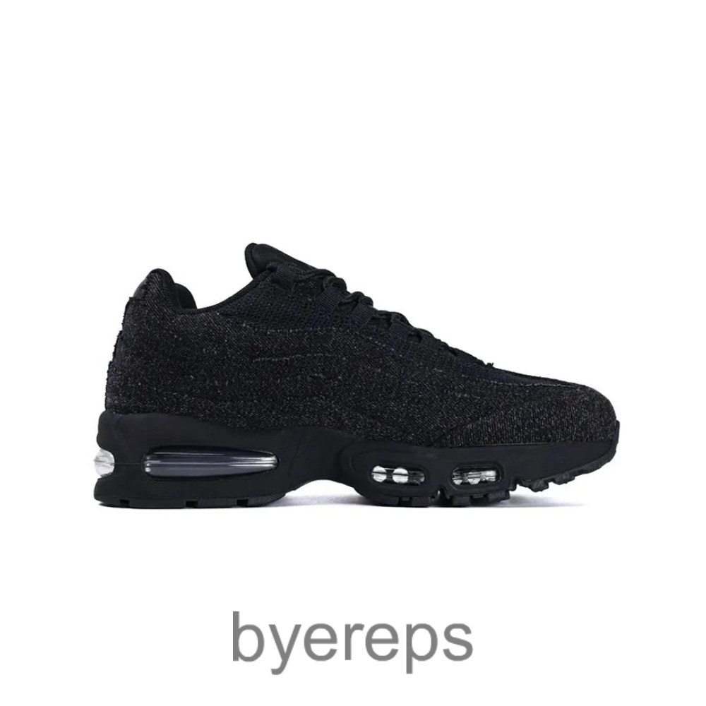 Levi'S X Air Max 95 Sneakers Black