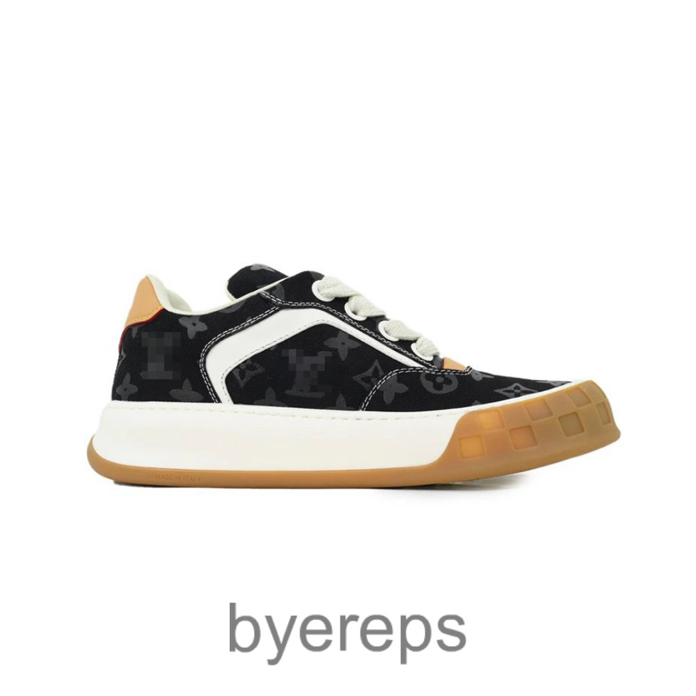 Loui Vui Tilted Sneakers Black