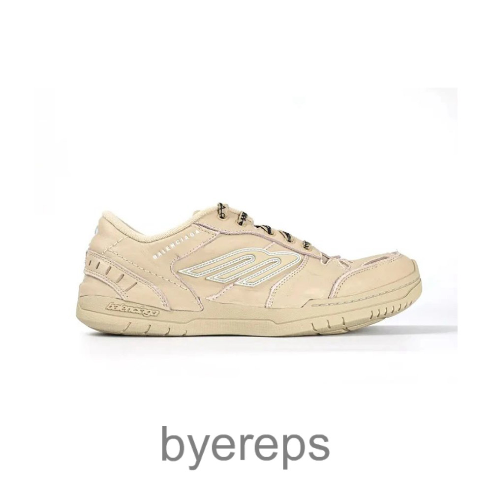 Balenciaga Hamptons Worn-Out Sneaker Cream