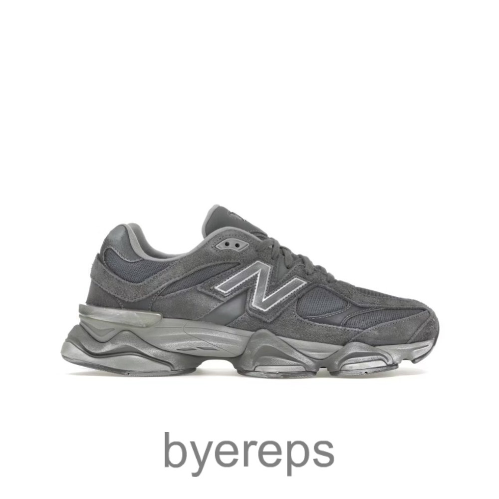 New Balance 9060 Magnet