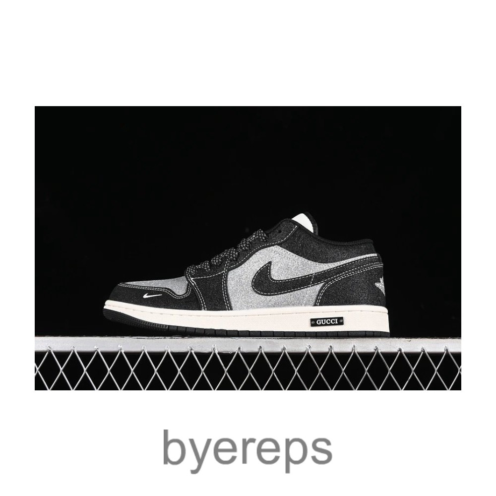Air Jordan 1 Low White/Silver/Black