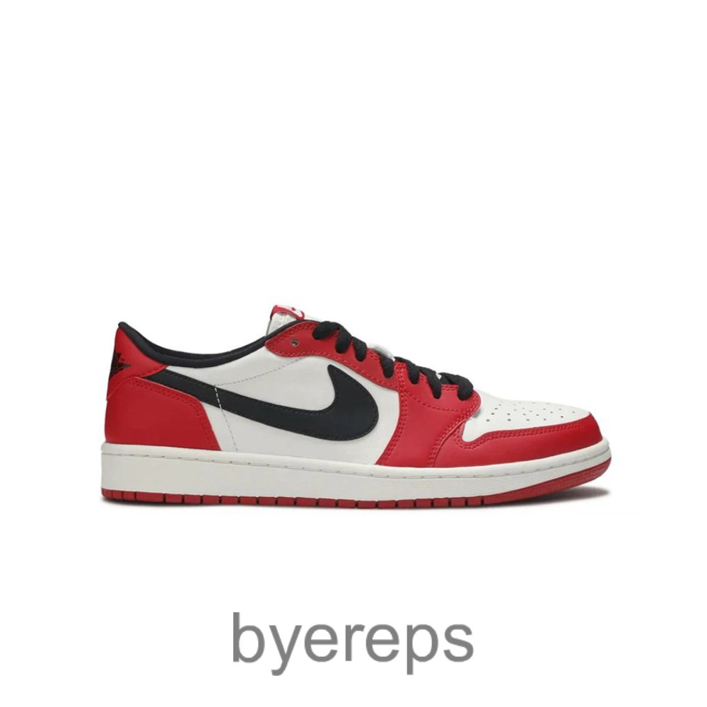 Air Jordan 1 Low OG Chicago