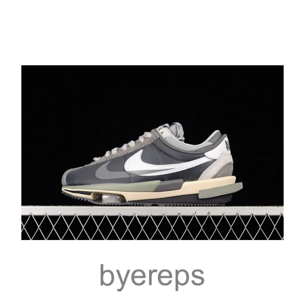 Zoom Cortez 4.0 X Sacai Black/Dark Grey/White