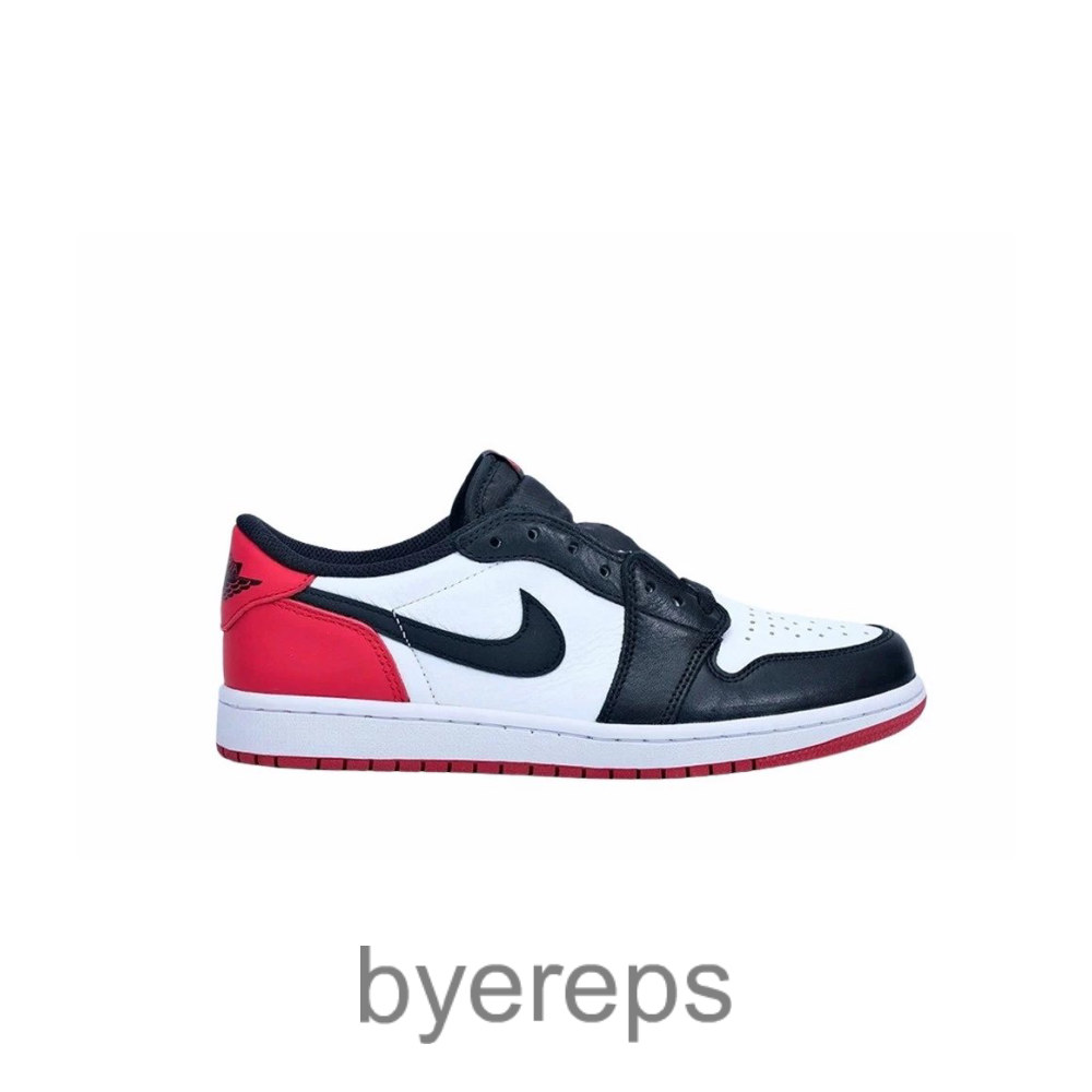 Jordan 1 Retro Low OG Black Toe 2023
