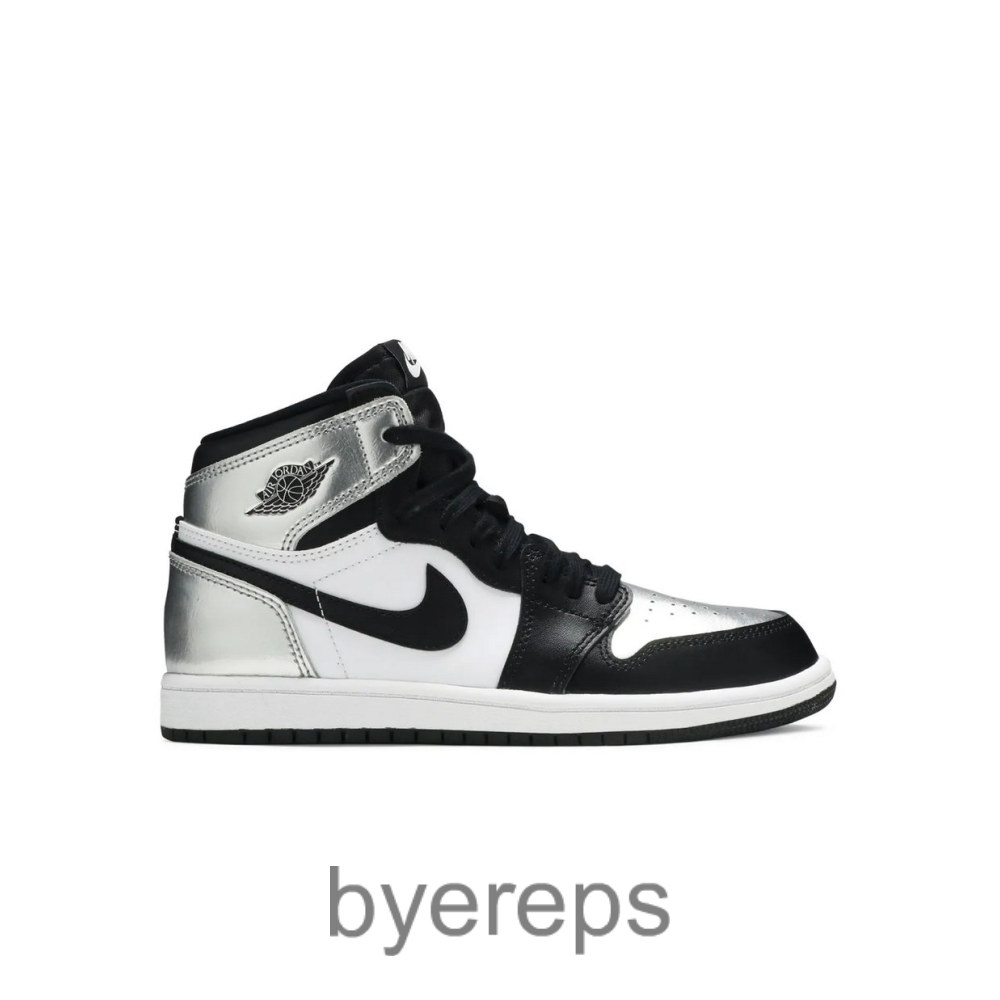Air Jordan 1 Retro High OG Silver Toe