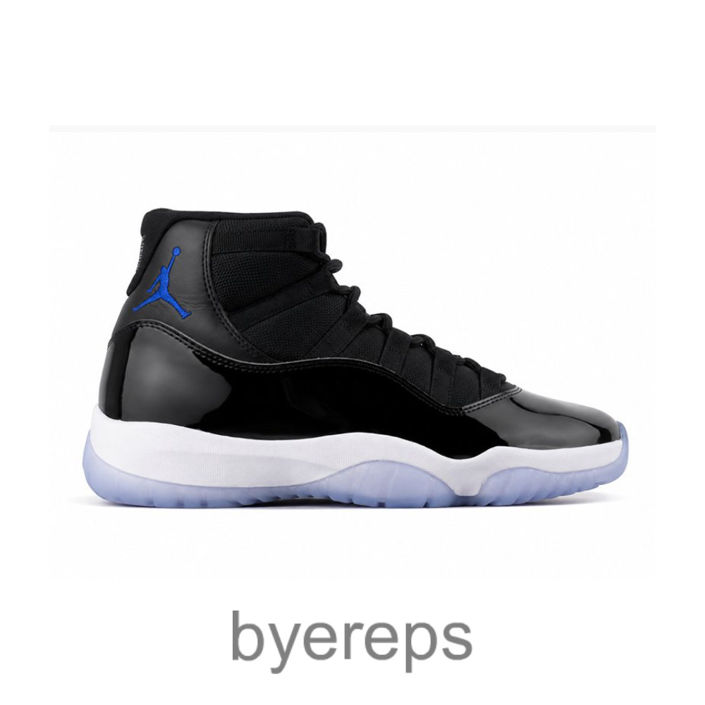 Air Jordan 11 Retro Space Jam 2026