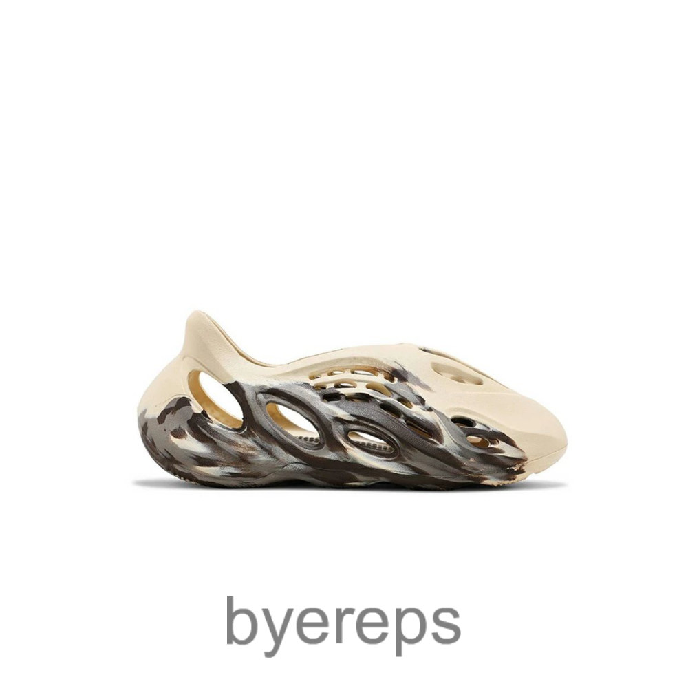 Yeezy Foam Runner Mx Cream Clay
