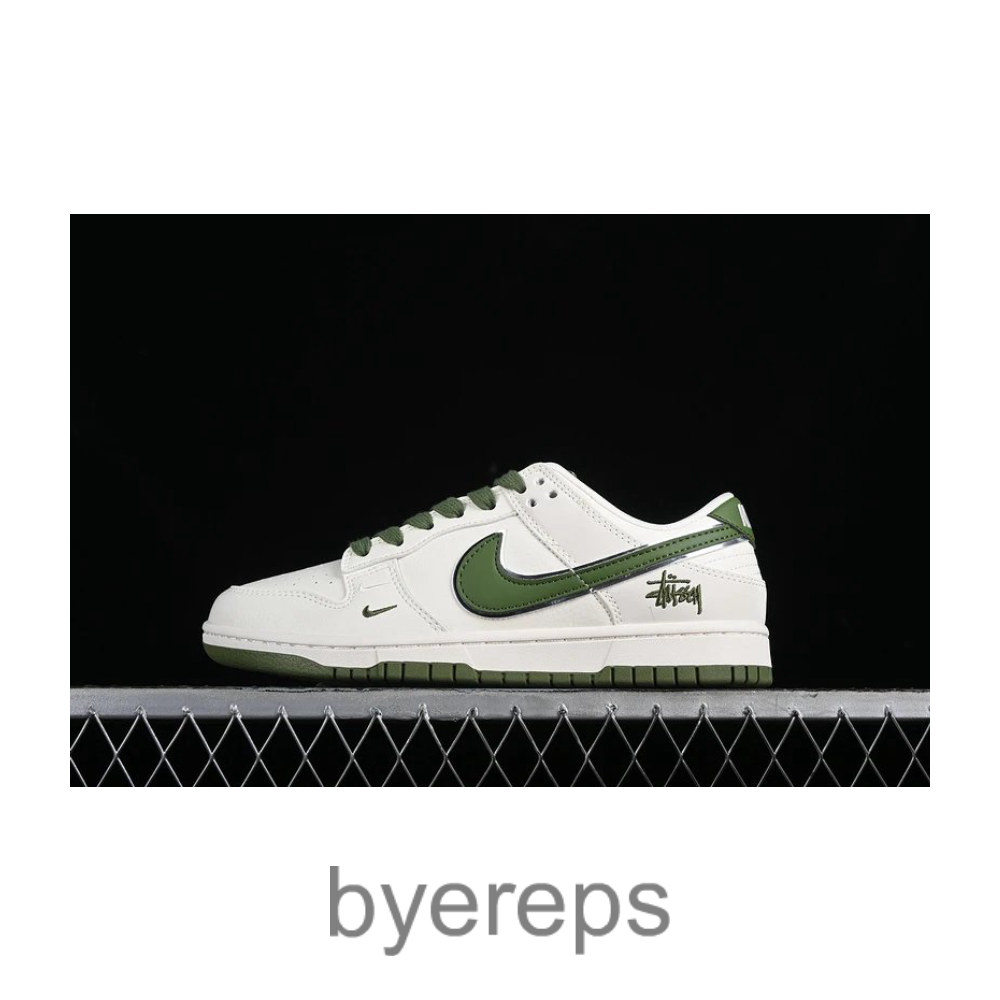 Stussy X SB Dunk Low Off White/Green