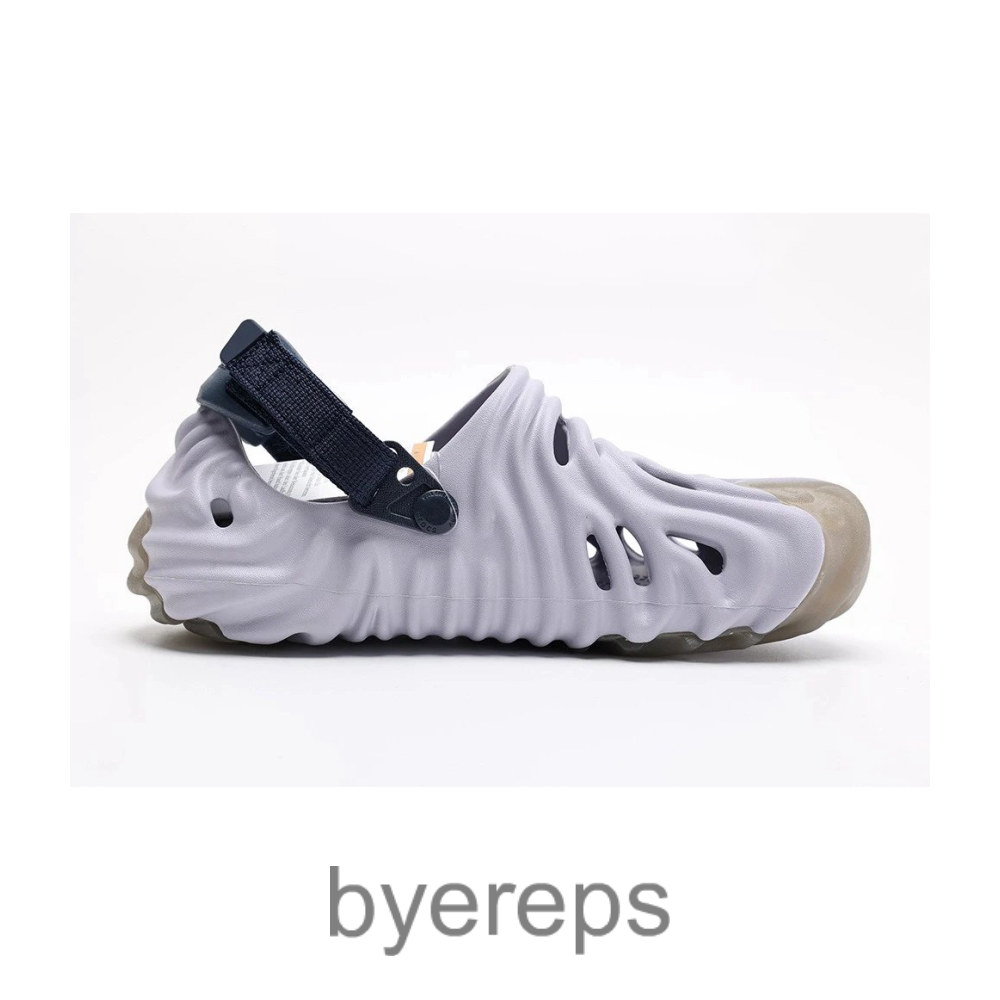 Cros Pollex Clog By Salehe Bembury Urchin