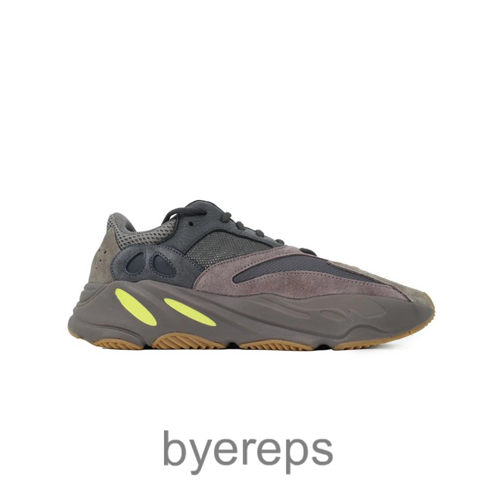 Yeezy Boost 700 Mauve