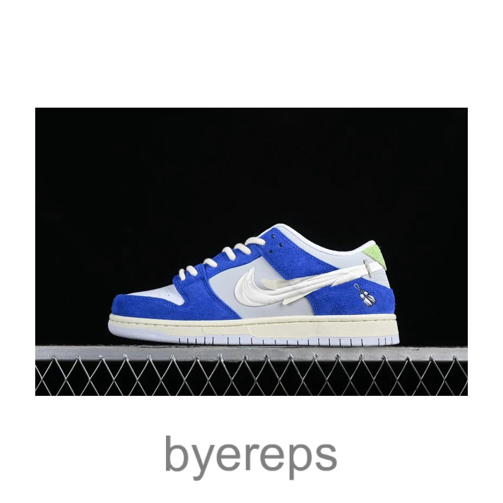 April Skateboards X SB Dunk Low Turbo Green/Metallic Silver/Turbo Green