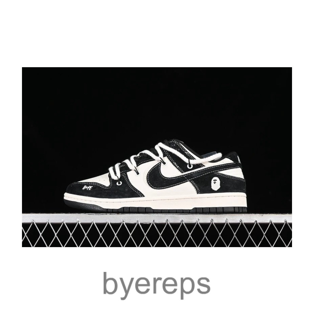 SB Dunk Low Bape White/Black