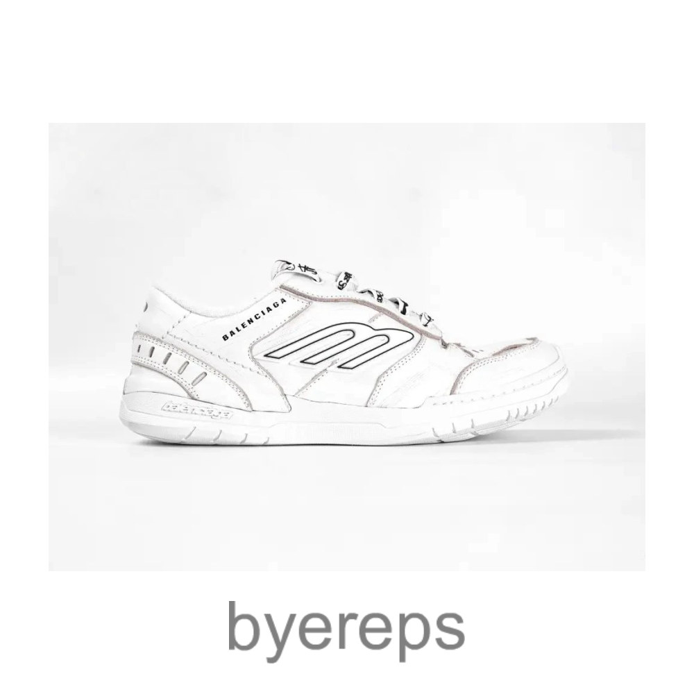 Balenciaga Womens Hamptons Clean Sneaker White