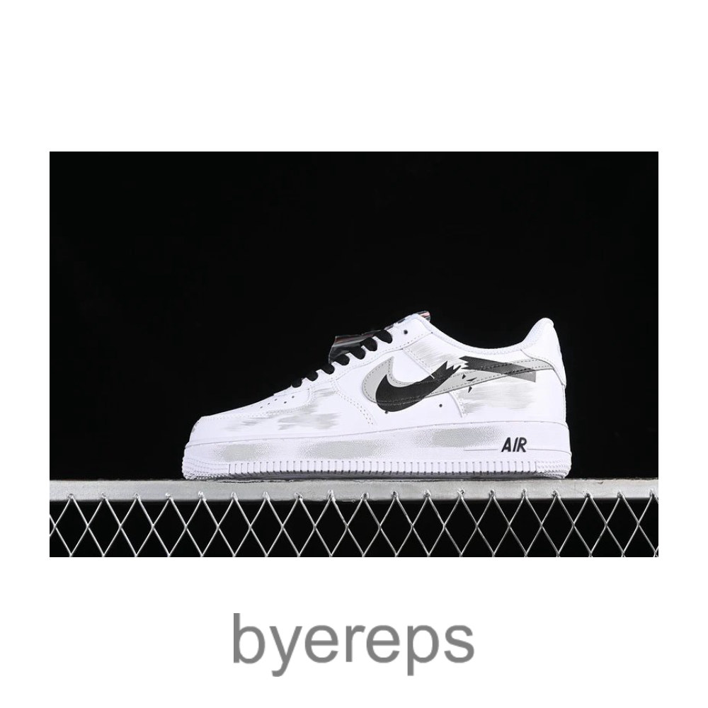 Air Force 1 07 Low White/Grey/Black