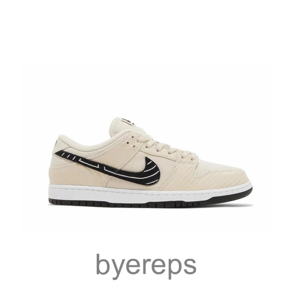 Dunk Low Albino Preto
