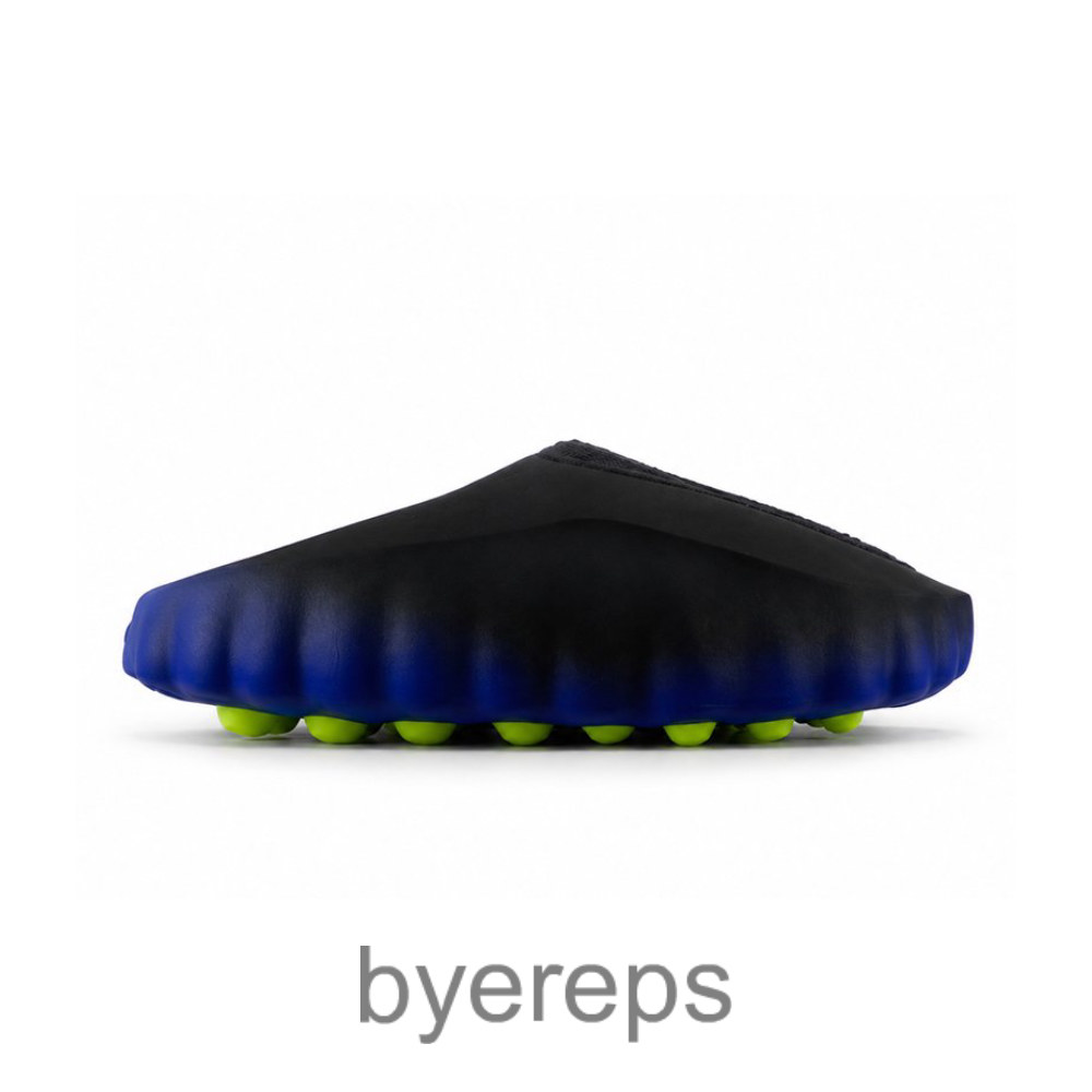 Mind 001 Flyknit Hyper Royal