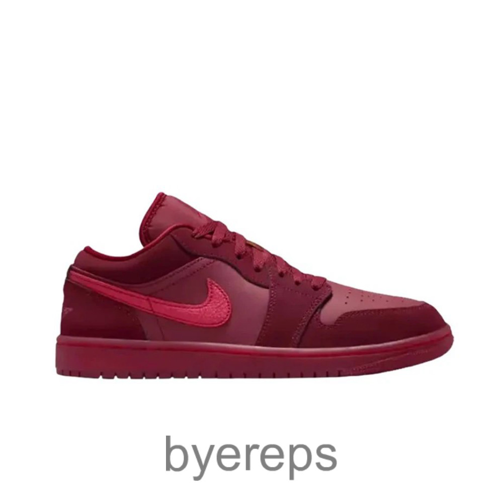 Air Jordan 1 Low Valentine' S Day