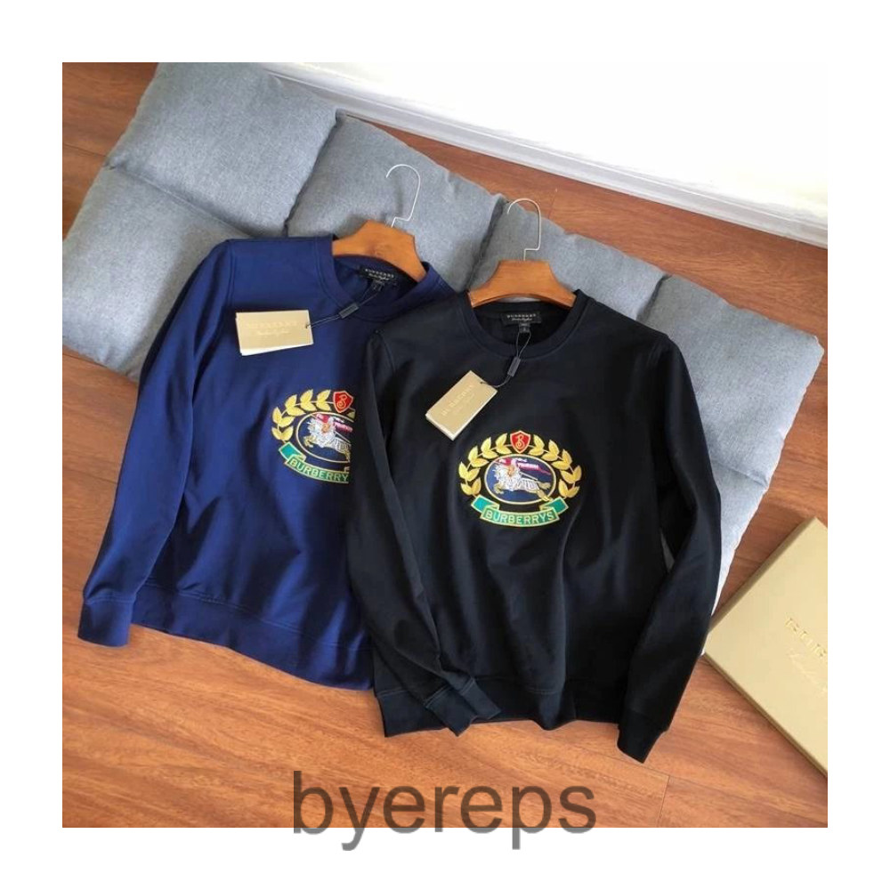 Burberry Warhorse Crewneck